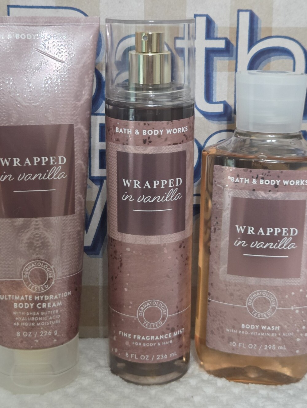Bath and Body Works Wrapped in Vanilla Bundle 3PC New!